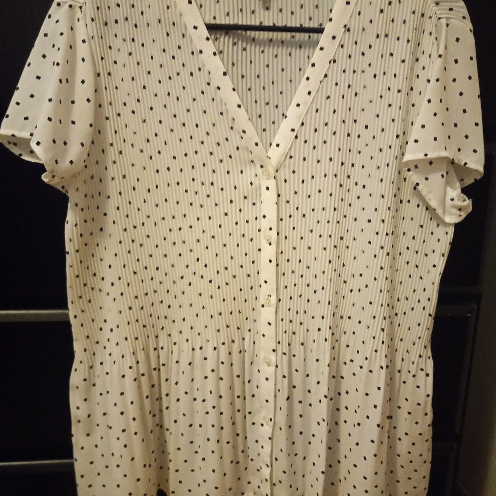 Cute office blouse or with jeans